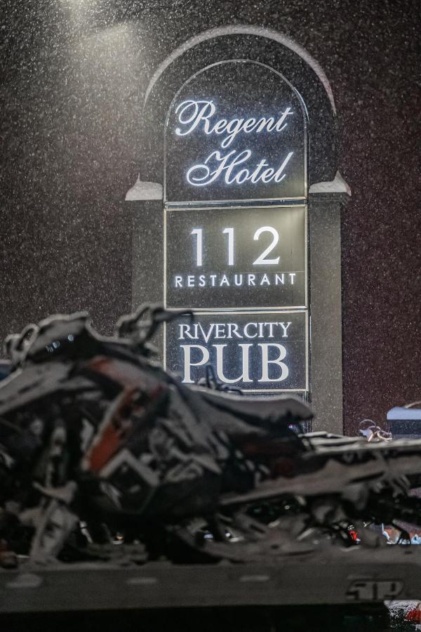 Regent Hotel Revelstoke Exteriér fotografie